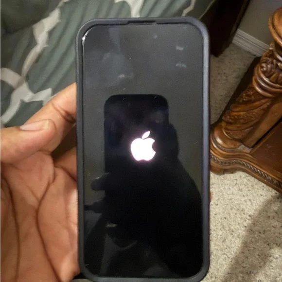 Apple iPhone 15pro 128GB unlocked in Black - Picture 2 of 6